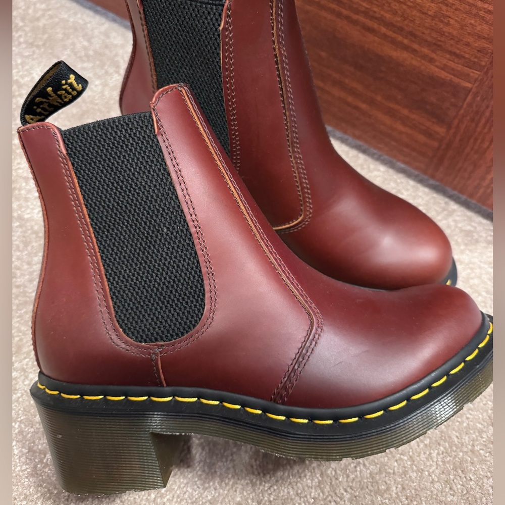 Dr Martens Cadence Chelsea boot